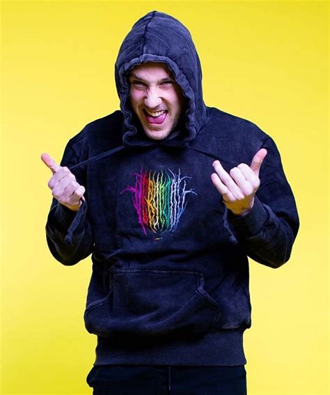 Pin By Habit Thorne On Misfits Art Outfit Misfits Youtubers