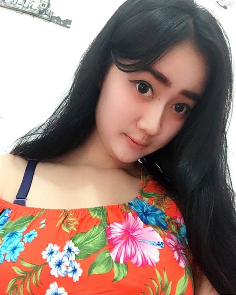 Hani Nadia Mahasiswa Cantik Asal Semarang Janda Cari Lelaki