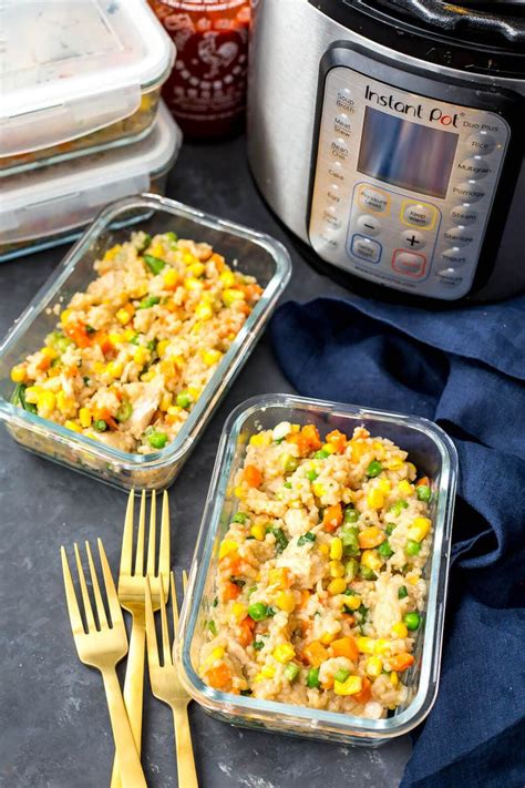Okay, back to this instant pot chicken and rice. Instant Pot Chicken Fried Rice Meal Prep Bowls - The Girl ...