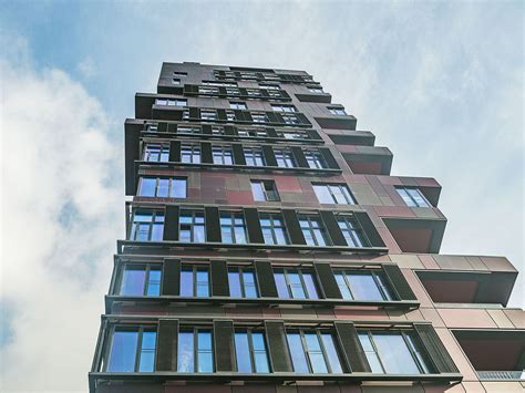 Innerhalb dieses neuen stadtraumes stellt der cinnamon tower eine ganz besondere adresse dar. Schiebeläden am Cinnamon Tower Hamburg - Colt