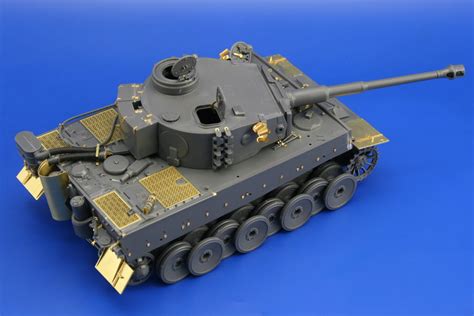 Tiger I Ausf E Early TAMIYA 35216 Eduard 35976
