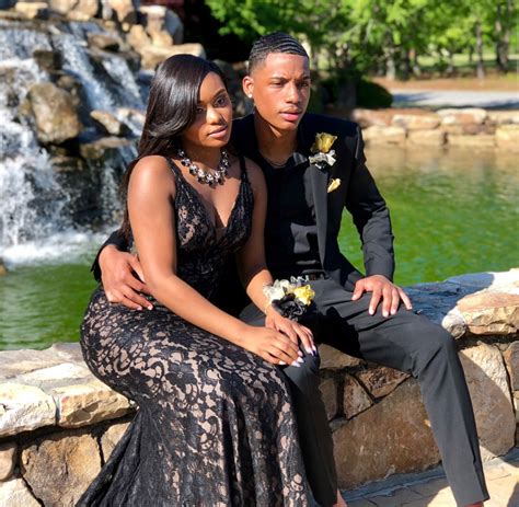 ριитяєѕт Jαℓα1205 ️ Prom Couples Prom Poses Prom Outfits For Guys