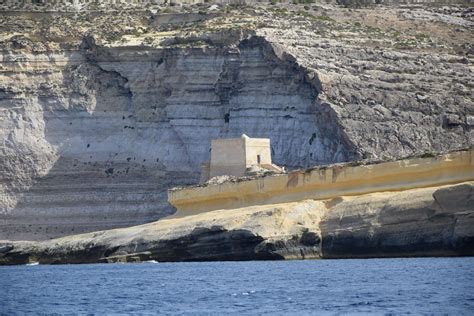 Cliff Island Malta Mediterranean Rocks Sea Summer 4k Wallpaper