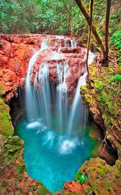 15 Of The Most Picturesque Waterfalls In The World