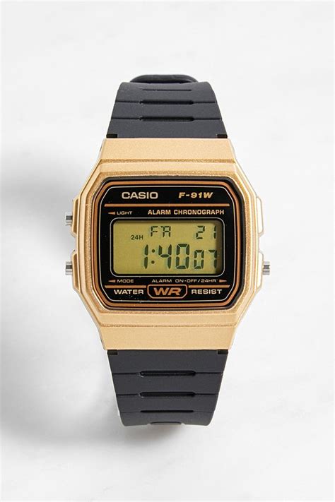Due to its construction and availability, the casio f91w was adopted by terrorists for use as timers in improvised explosive devices. Casio F91W Vintage Black & Gold Watch | Urban Outfitters UK