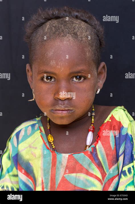 Afar Tribe Girl Hi Res Stock Photography And Images Alamy