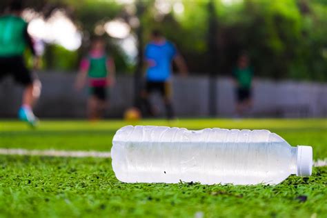 Hydration For Soccer Players What To Drink When Soccertoday