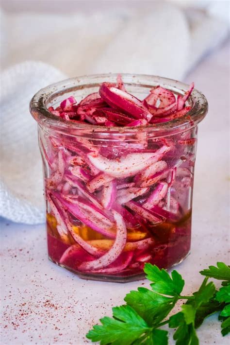 Easy Sumac Onions Marinated Red Onions Creative In My Kitchen