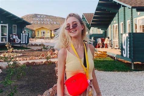Wah, pastinya sudah tidak meragukan lagi sih dari parasnya yang cantik can awet muda tersebut. Selebgram Cantik Tewas Kecelakaan Motor di Bali - Nasional JPNN.com
