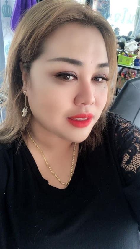 layla chubby girl thai escort in bangkok