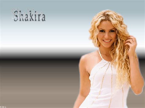 Wallpapers Love Sex Dhokha Shakira Shakira 1024x768 Download Hd