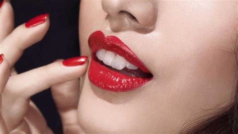 Arti Mitos Kedutan Di Bibir Atas Menurut Primbon Jawa Benarkah Jadi