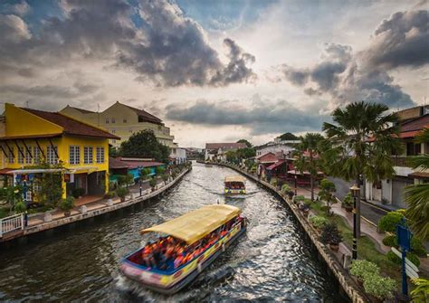 It's a country of incredible, truly incredible beaches, rainforests, resorts, secluded islands, elevated hill stations and so much more. Top 10 things to do in Melaka, Travel News - AsiaOne