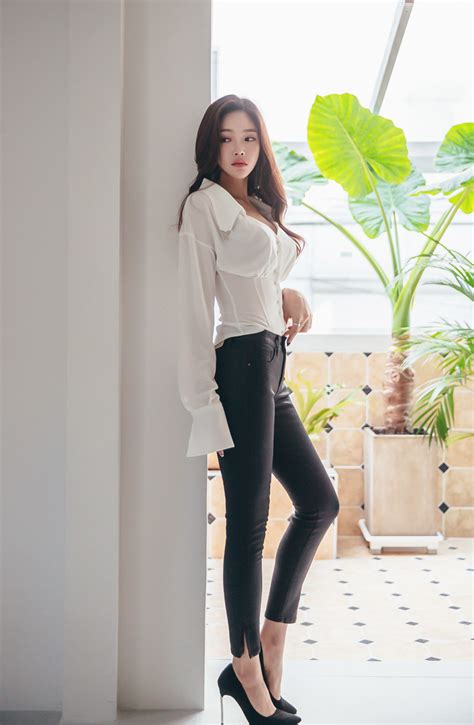 jung yun 정윤 fashion pants fashion models jung yoon asian celebrities korean model hot