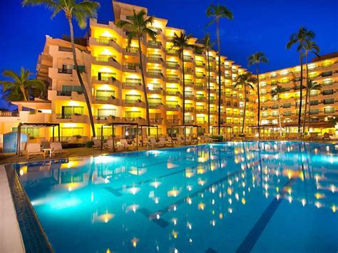Crown Paradise Golden All Inclusive Adults Only Resort Puerto Vallarta Deals Photos And Reviews