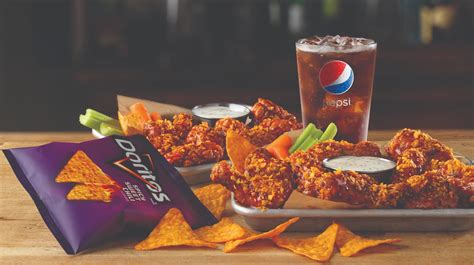 Buffalo Wild Wings Doritos Spicy Sweet Chili Flavored Sauce Delights