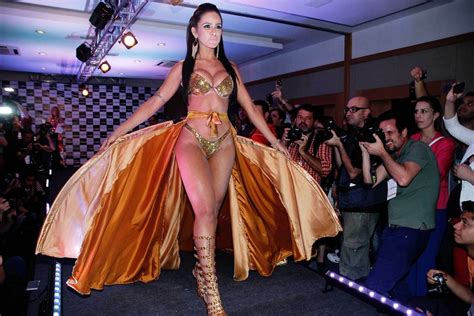 Miss Bum Bum 2013 Daiane Macedo Gana El Concurso Como La Chica Con El Mejor Trasero De Brasil