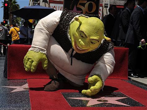 G1 Ogro Shrek Ganha Estrela Na Calçada Da Fama Em Hollywood