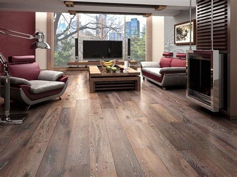 Durable laminate flooring looks like real hardwood (without the cost), and is available in many different styles, including oak, walnut, hickory and maple. How to Select Quality Laminate Floors Made of Hardwood | My Decorative