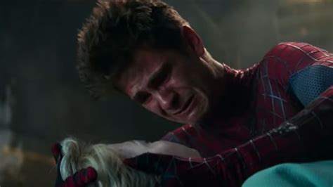 Andrew Garfield Spider Man Girlfriend Falling