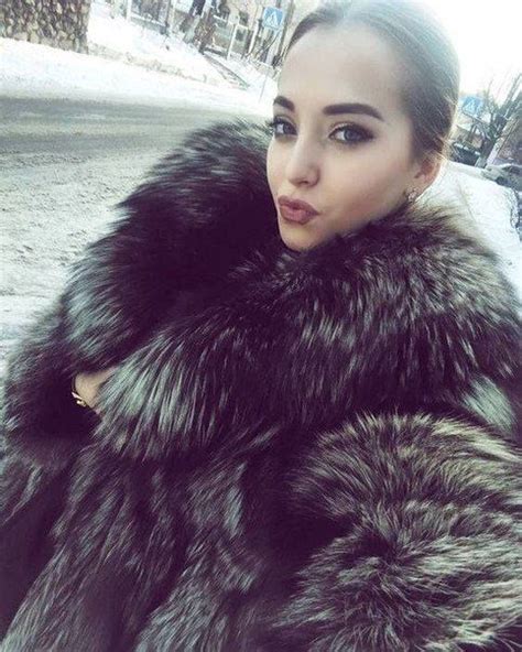 Pin By Markgibson On A Fur Coat Fur Fox Fur Coat