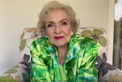 Video Watch Betty Whites Final Message Recorded Before Her Death