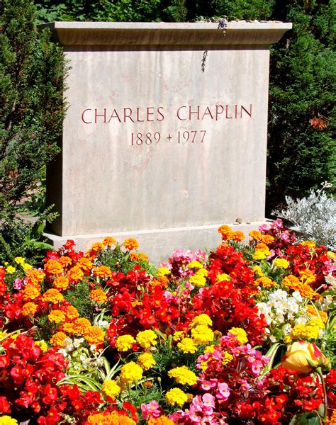 A 45 Años De La Muerte De Chaplin Cuatro Matrimonios “miles” De