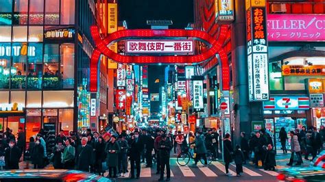 Nightlife In Tokyo Shinjuku Streets 4k Asmr Youtube Night Life
