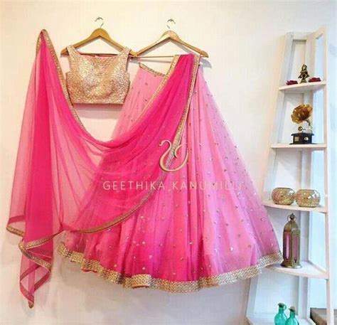 Pin By Fatima On Mayoo Mehndi Indian Fashion Dresses Indian Outfits