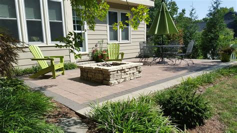 Paver Patio And Fire Pit Chesterfield Signature Landscapes And Design