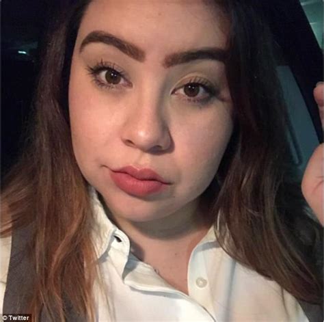 Anti Contouring Chubbycheeks Challenge Goes Viral Daily Mail Online