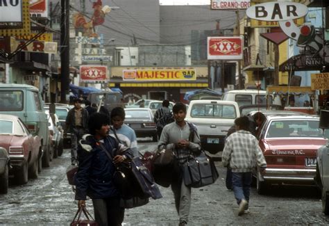 Tijuana January 5th 1989 Callejon Coahuila Foto Por Jon Cosner