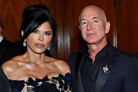 Lauren S Nchez And Jeff Bezos Have Glam Date Night At Kering Dinner