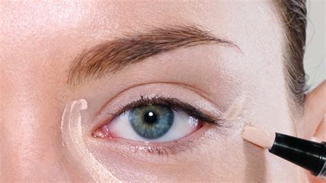 How To Stop Concealer From Creasing Under Eye Creases Under Eye