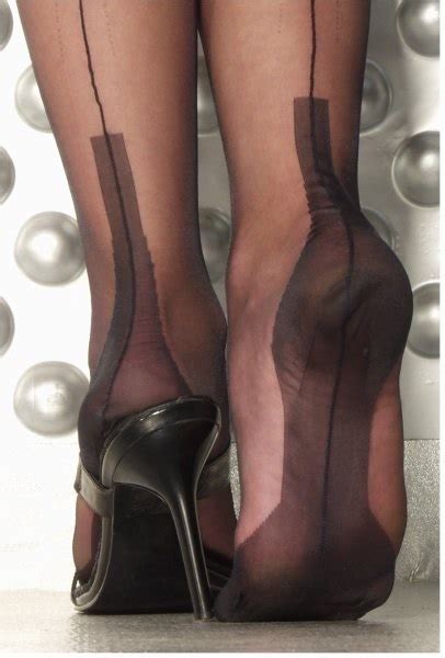 Fully Fashioned Stockings Cuban Heel Retro Rosie