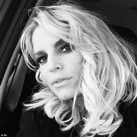 jessica simpson gets into selfie mode as she takes several sultry snaps daily mail online