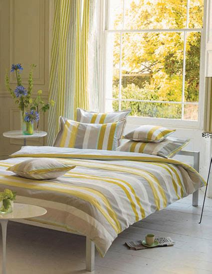 Great color scheme for a modern bedroom that buzzes with inspiring energy. Light Gray and Yellow Color Scheme, Calm Fall Decorating Ideas