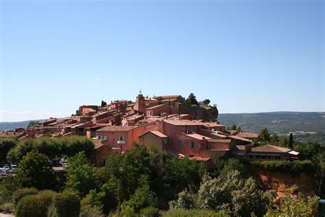 Village De Roussillon Village