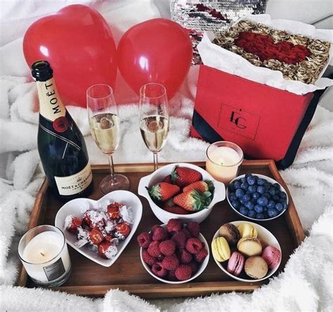 Instagram Payton Moormeier Birthday Dinners Romantic Dinner