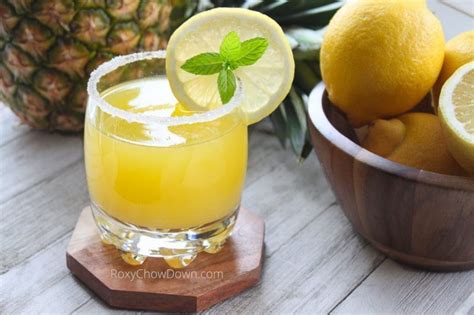 Pineapple Ginger Juice Drink Refreshing Tropical Fruit Juice Recipe