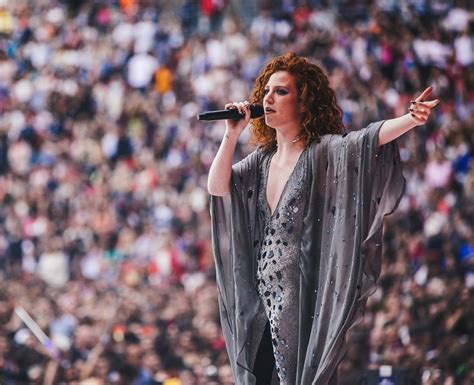 This content has restricted access, please type the password slmcom and get access. Jess Glynne looked awesome in her silver outfit, which was ...