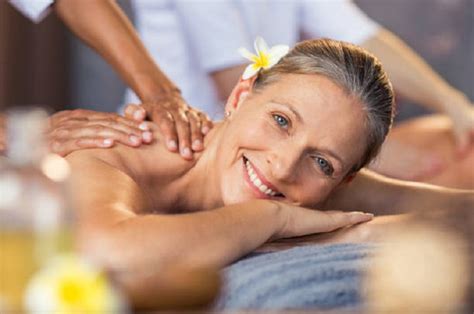 Geriatric Massage The Best Therapy For Elderly Suddenly Senior