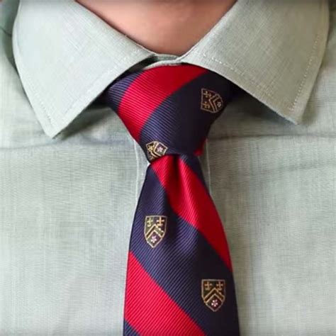 Tie a tie half windsor. Ties.com — Superior Quality Men's Fineries