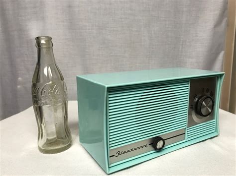Vintage 1950s Fleetwood Jet Age Retro Tube Radio With Iphone Or Bluet