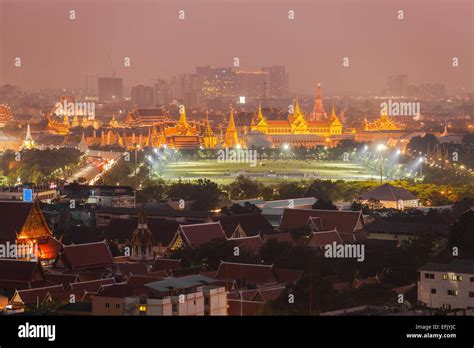 Night Scene Of Wat Phra Kaew In Bangkok Thailand Stock Photo Alamy
