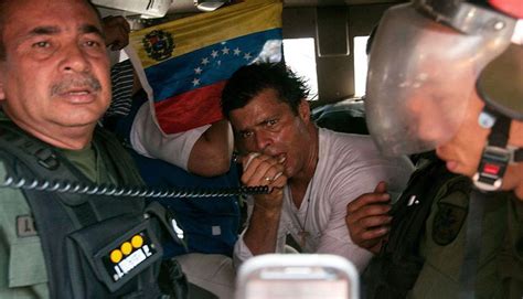 Venezuela Leopoldo L Pez Cumple Un A O En La C Rcel Mundo Peru