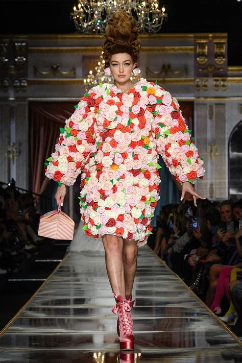 Moschino Went Full On Marie Antoinette For Fall 2020 Fashion Fashion