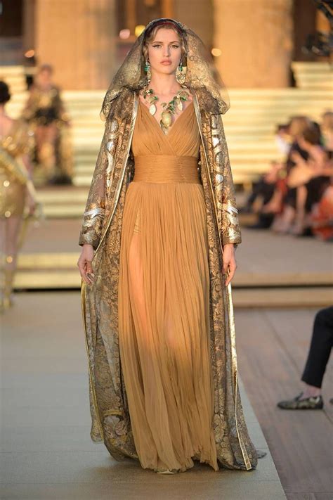 Dolce Gabbana Alta Moda Fashion Show Fall Temple Of Concordia At
