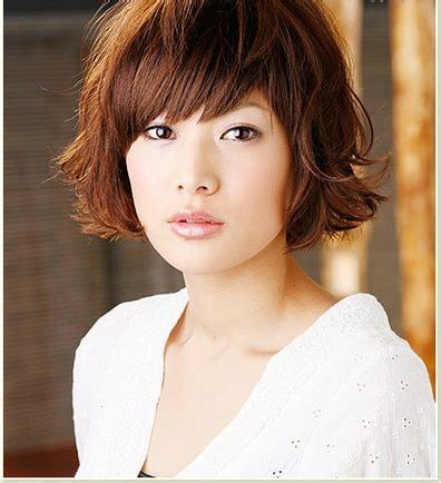 Cool short hairstyles hairstyles with bangs short haircuts chic hairstyles shaggy hairstyles hairstyle short wavy hair new hair hair bangs. Digital Perm Pictures and Information: PICTURES OF SHORT ...