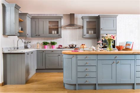Solid wood oak kitchen cabinets from. Bespoke Kitchens | Solid Wood Kitchen Cabinets